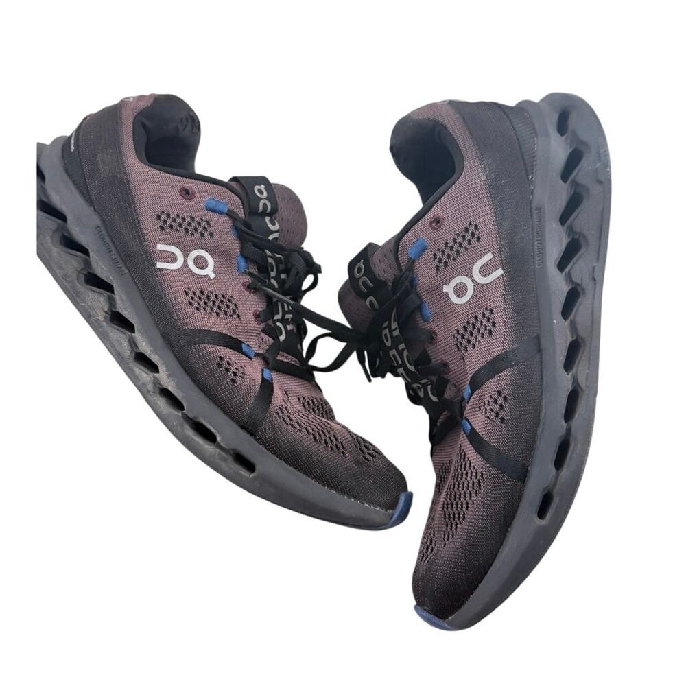 ON Running Women's Cloud Surfer Black Cobalt Women's 10 USED